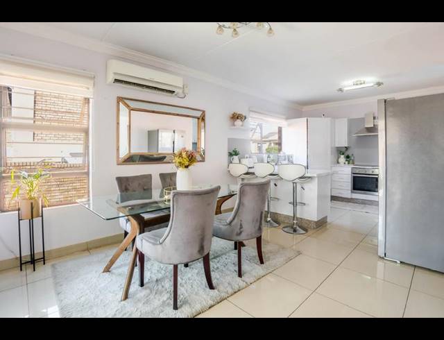 4 BEDROOM HOUSE FOR SALE IN VAN RIEBEECK PARK